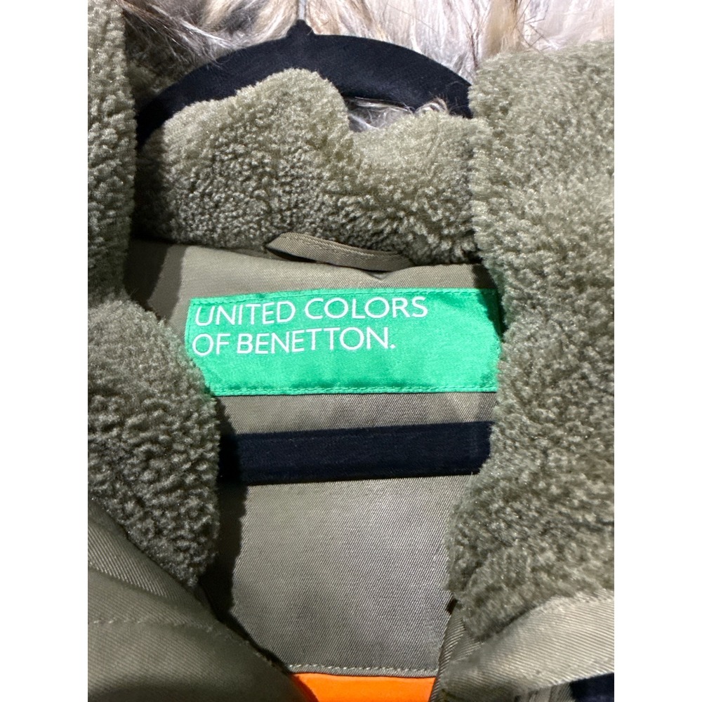 United Colors of Benetton Olive Green Faux Fur Hood Parka Jacket Orange Lining - Picture 2 of 5
